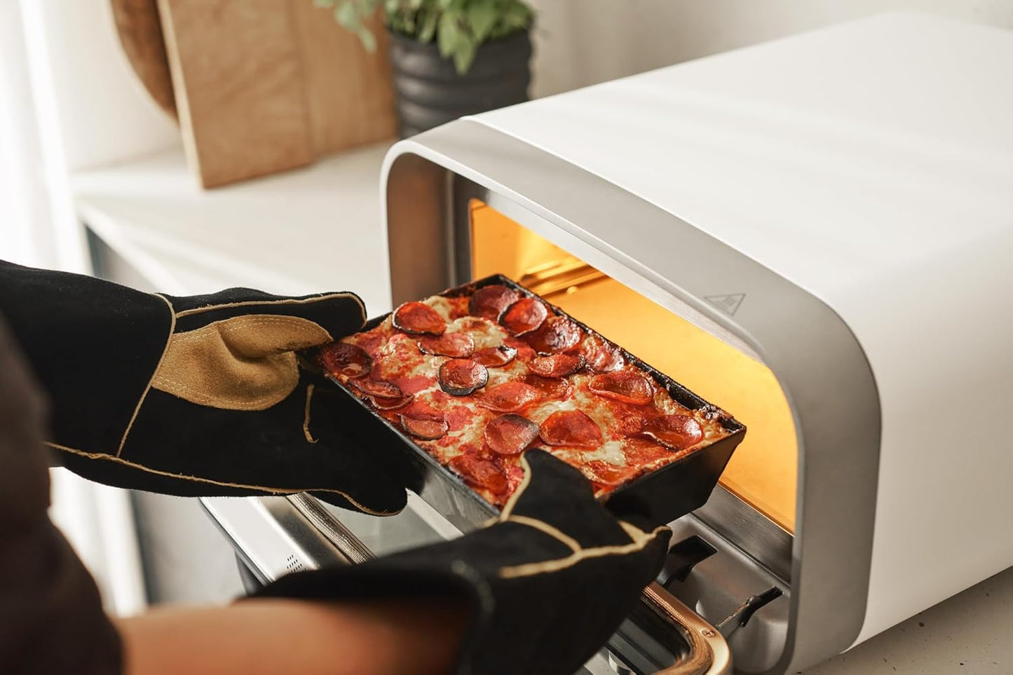 Ooni Volt 2 Indoor Electric Pizza Oven - 12" Pizza Maker